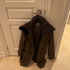 Aritzia TNA winter jacket - no longer fits me